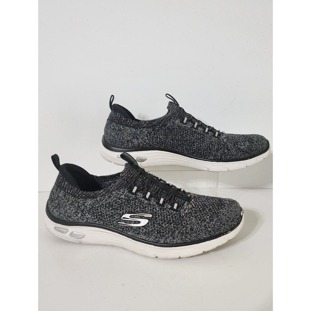 Skechers Women’s Black Gray Slip-On 8.5 Slip On Walking Sneakers